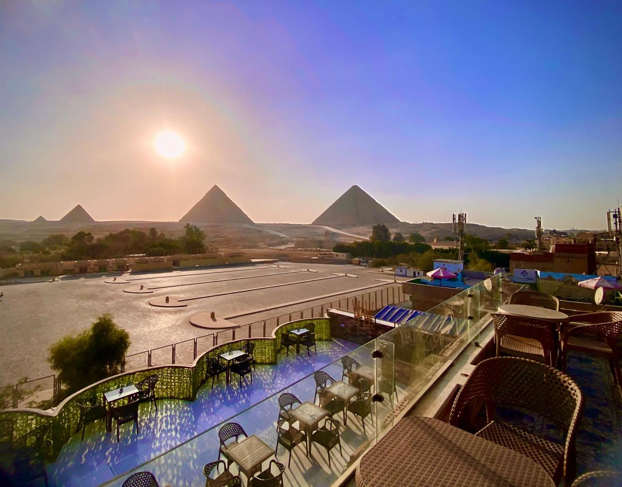 Готель Tut Pyramids View Kafrat al Jabal Екстер'єр фото